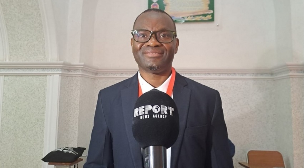 zambiyali-mushahidechi-insanlarin-fealligini-goruruk