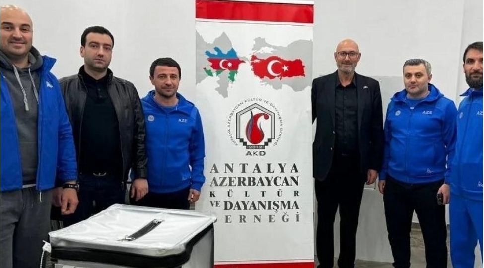 azerbaycan-taekvondo-federasiyasinin-numayendeleri-ve-millinin-meshqchileri-turkiyede-ses-veribler