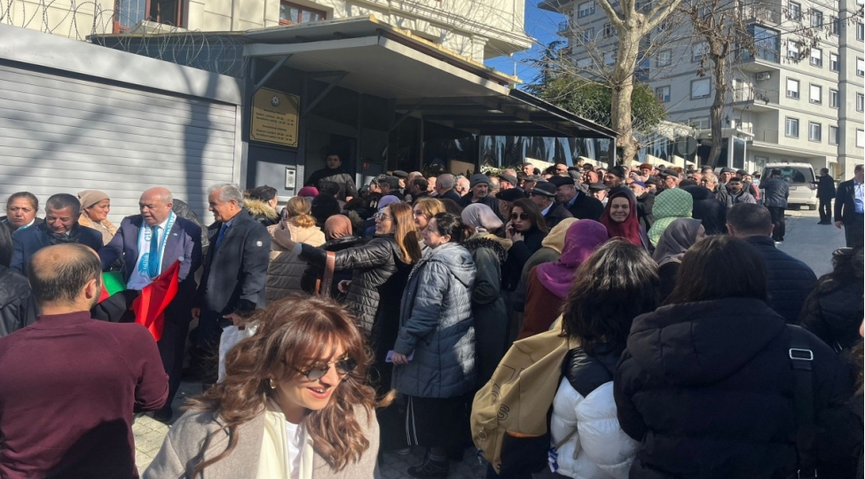 istanbulda-ve-ankarada-sechici-aktivliyi-90-den-chox-olub