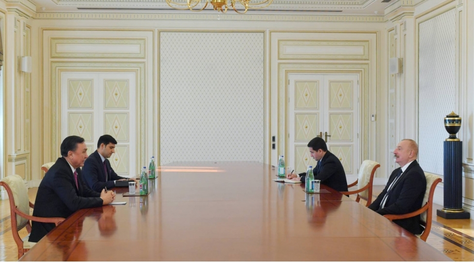 prezident-ilham-eliyev-tdt-nin-bash-katibini-qebul-edib