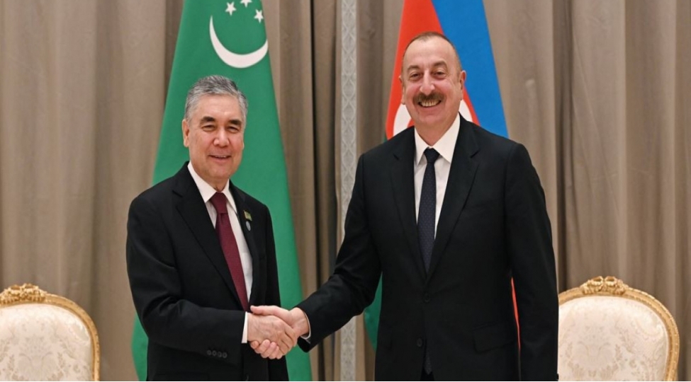 qurbanqulu-berdimehemmedov-azerbaycan-prezidentini-tebrik-edib-3