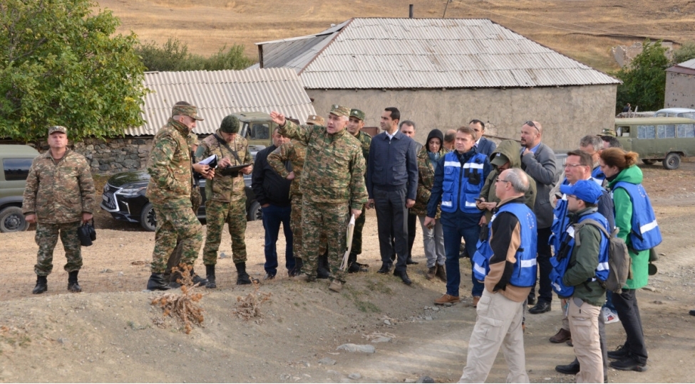 ai-nin-ermenistandaki-missiyasinin-mesul-oldugu-bolgelerde-qanunsuz-kechid-cehdi-onun-tapshiriqlarina-ciddi-kolge-salir-xin