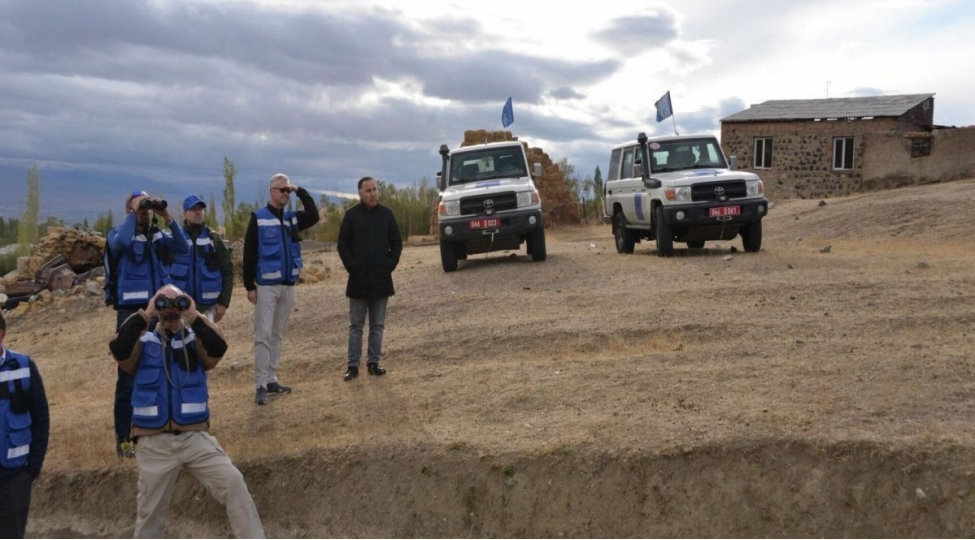 resmi-baki-ai-nin-binokl-diplomatiyasinin-fealligi-narahatliq-dogurur