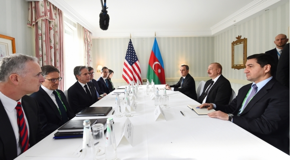 munxende-prezident-ilham-eliyev-ile-antoni-blinkenin-gorushu-olub-yenilenib