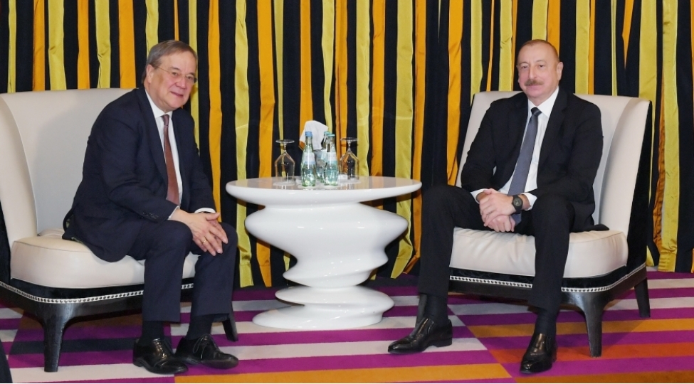 prezident-ilham-eliyev-ile-bundestaqin-uzvu-armin-lashetin-munxende-gorushu-olub