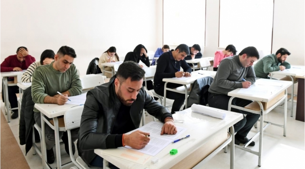 naxchivanda-imtahanlara-45-nezaretchi-7-imtahan-rehberi-celb-edilib