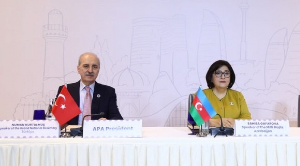 spiker-azerbaycanin-infrastrukturu-butun-asiya-olkeleri-uchun-elchatandir