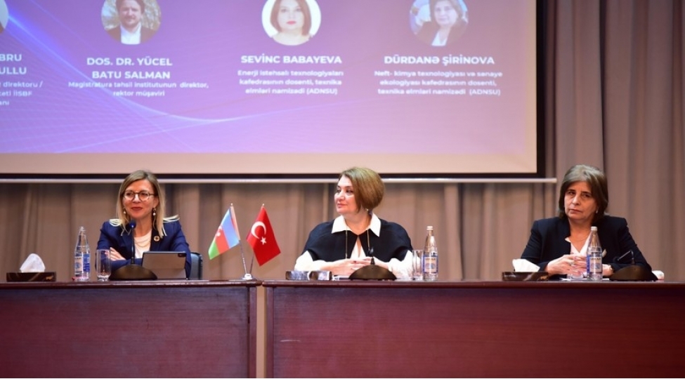 bakida-azerbaycan-ve-turkiye-gencleri-arasinda-enerji-ve-tehlukesizlik-sahesinde-terefdashliq-forumu-kechirilib-foto