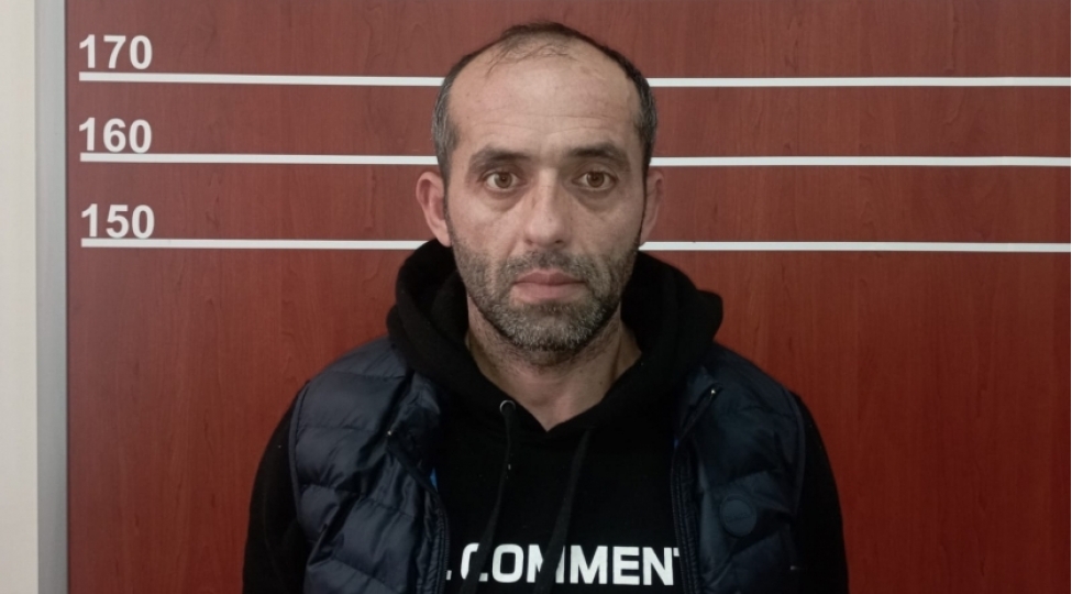 haciqabulda-rabite-direklerinden-kabelleri-ogurlayan-shexs-saxlanilib