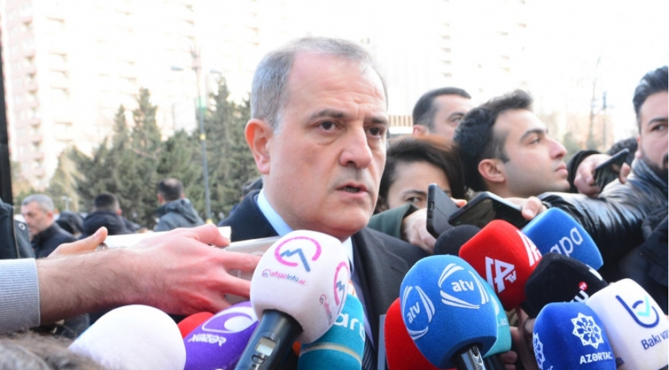 xin-bashchisi-fransanin-canfeshanligi-meselenin-gerginleshmesine-xidmet-edir