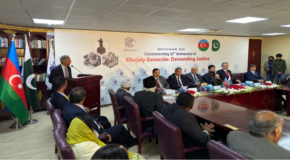 xocali-soyqirimi-qurbanlarinin-xatiresi-pakistanda-anilib-foto