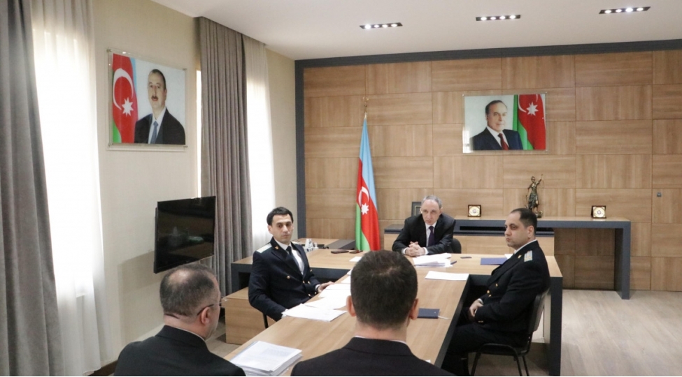 bash-prokuror-qaradagda-vetendashlari-qebul-edib-foto