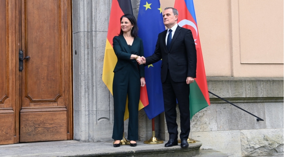 azerbaycan-ve-almaniya-xin-rehberleri-gorushub-yenilenibfoto