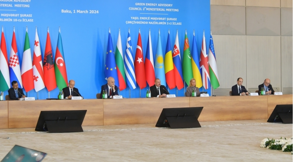 nazirlerin-10-cu-ve-yashil-enerji-meshveret-shurasi-cherchivesinde-nazirlerin-2-ci-iclaslari-kechirilib-yenilenibfoto