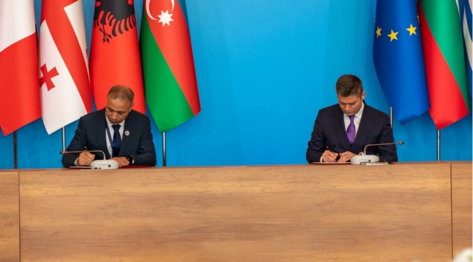 energetika-nazirliyi-nobel-energy-ve-elecnor-shirketleri-ile-gunesh-enejisi-layiheleri-uzre-emekdashliq-edecek-foto