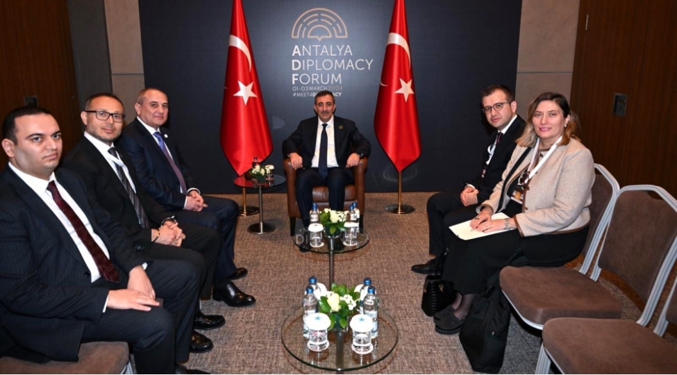 turkiyenin-vitse-prezidenti-cevdet-yilmaz-yap-numayende-heyetini-qebul-edib