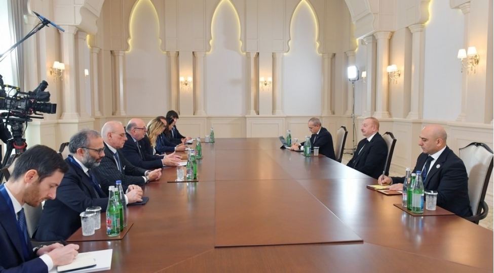 ilham-eliyev-italiyanin-etraf-muhit-ve-enerji-tehlukesizliyi-nazirini-qebul-edib-yenilenib