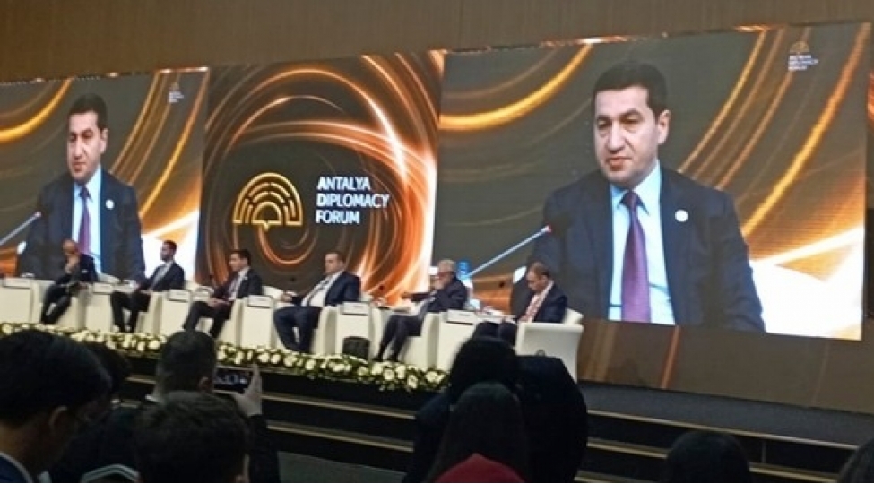 antalyada-cenubi-qafqazda-sulh-inkishaf-ve-musteqillik-movzusunda-panel-kechirilir