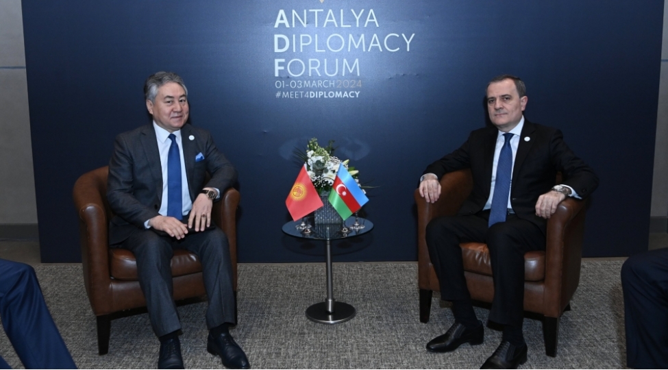 ceyhun-bayramov-qirgizistanli-hemkari-ile-strateji-terefdashligi-muzakire-edib-yenilenib