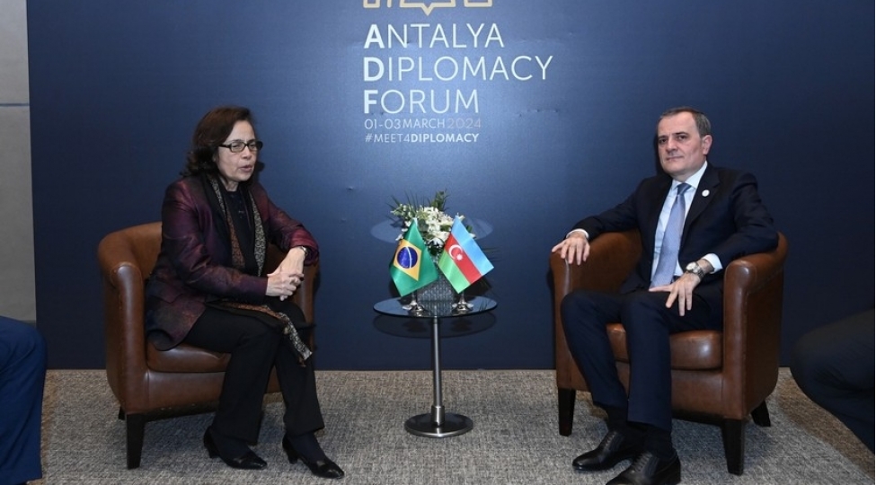azerbaycanla-braziliya-arasinda-ikiterefli-ve-choxterefli-emekdashliq-meseleleri-muzakire-olunub