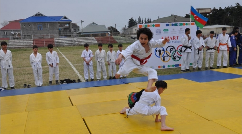 bilesuvarda-5-mart-beden-terbiyesi-ve-idman-gunune-hesr-olunmush-umumrayon-tedbiri-kechirilib-foto