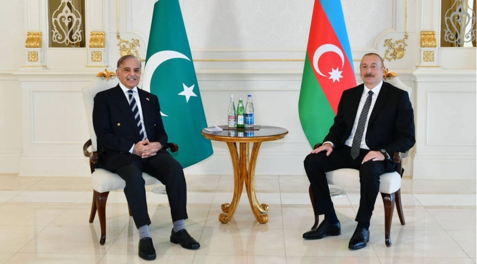 prezident-pakistan-bash-nazirini-azerbaycana-sefere-devet-edib