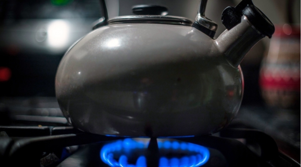 qaynanmish-su-mikroplastikleri-temizleyirmi