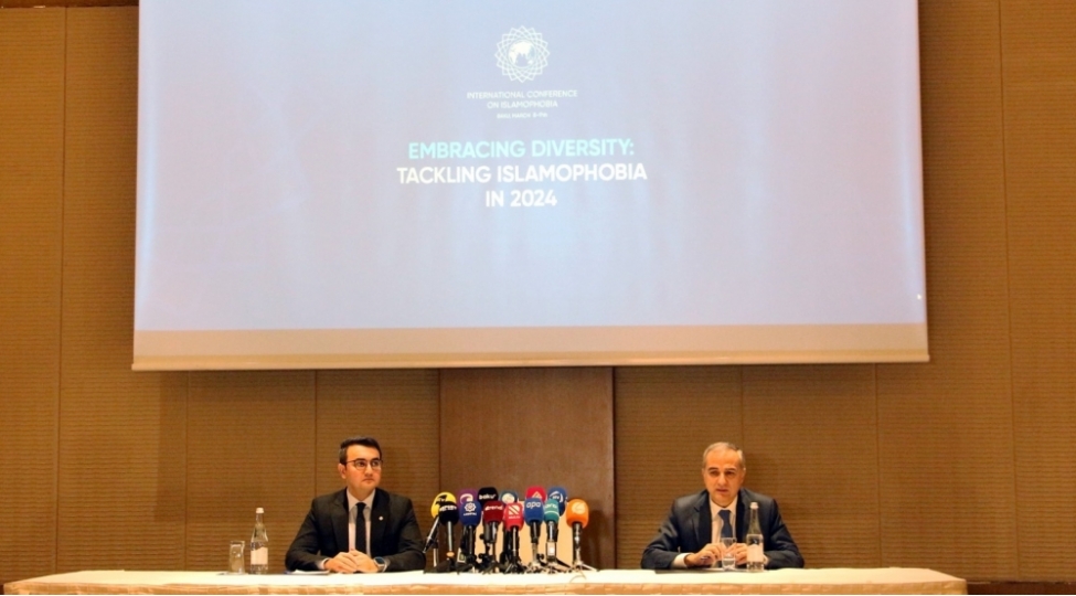 muxtelifliyin-qorunmasi-2024-cu-ilde-islamofobiya-ile-mubarize-movzusunda-beynelxalq-konfransla-bagli-brifinq-kechirilib