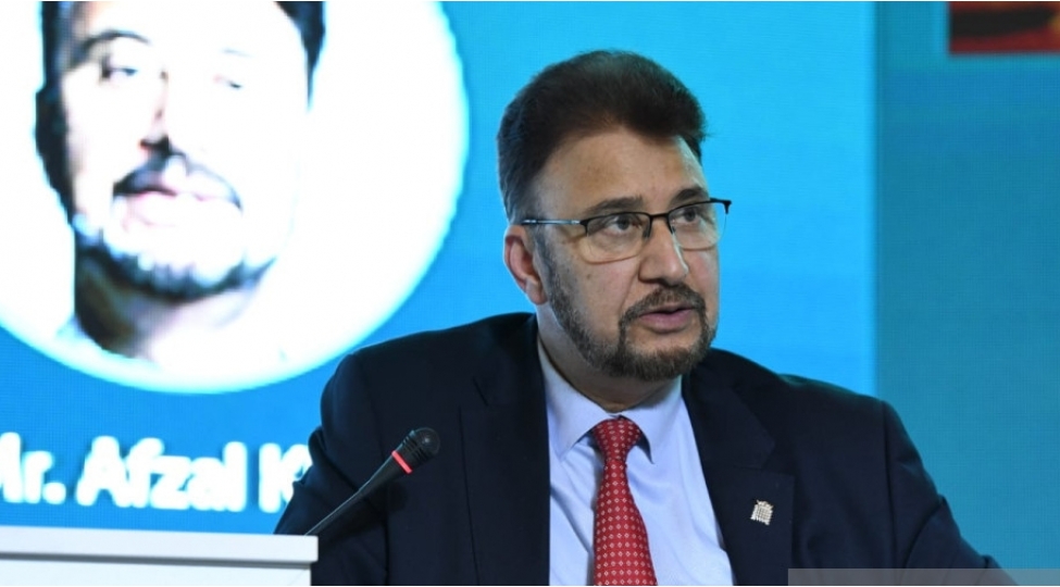 azerbaycanin-teshebbuslerine-destek-vermek-lazimdir-efzal-xan