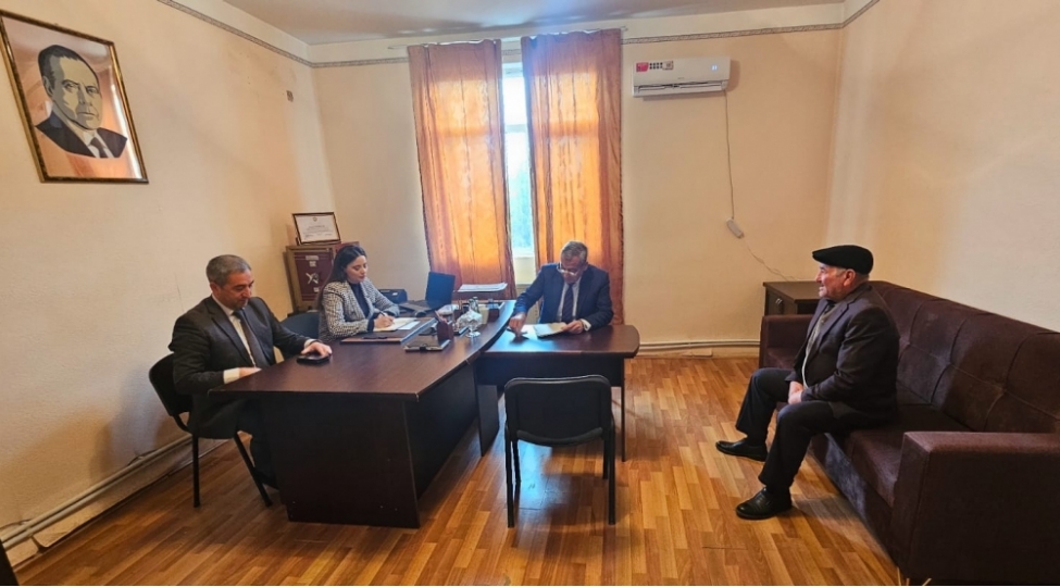 sebine-xasayeva-puta-qesebesindevetendashlari-qebul-edib-foto