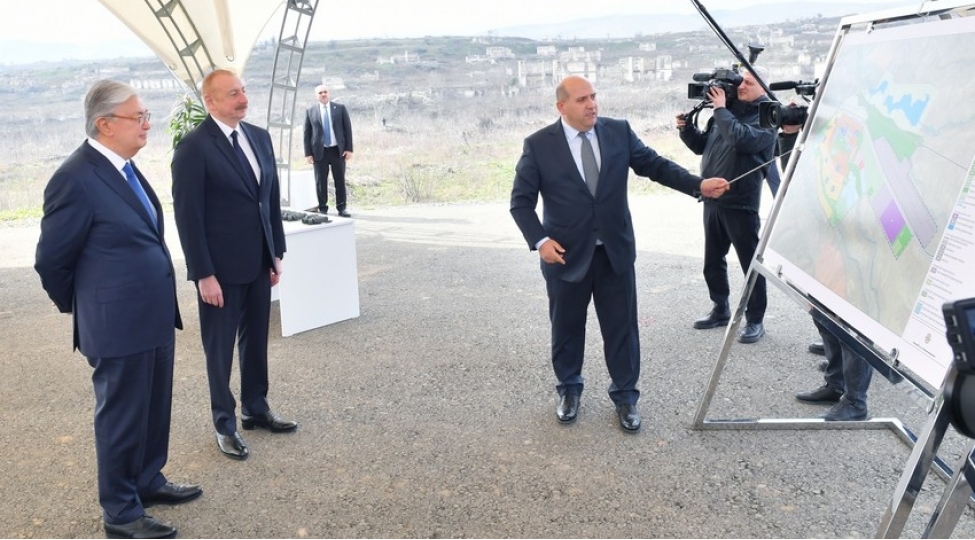 qazaxistan-prezidenti-fuzuli-sheherinin-bash-plani-ile-tanish-olub-yenilenib