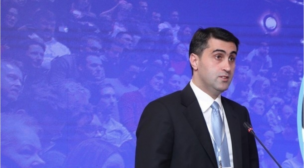 bmt-de-azerbaycanin-uzleshdiyi-mina-problemlerinden-danishilib