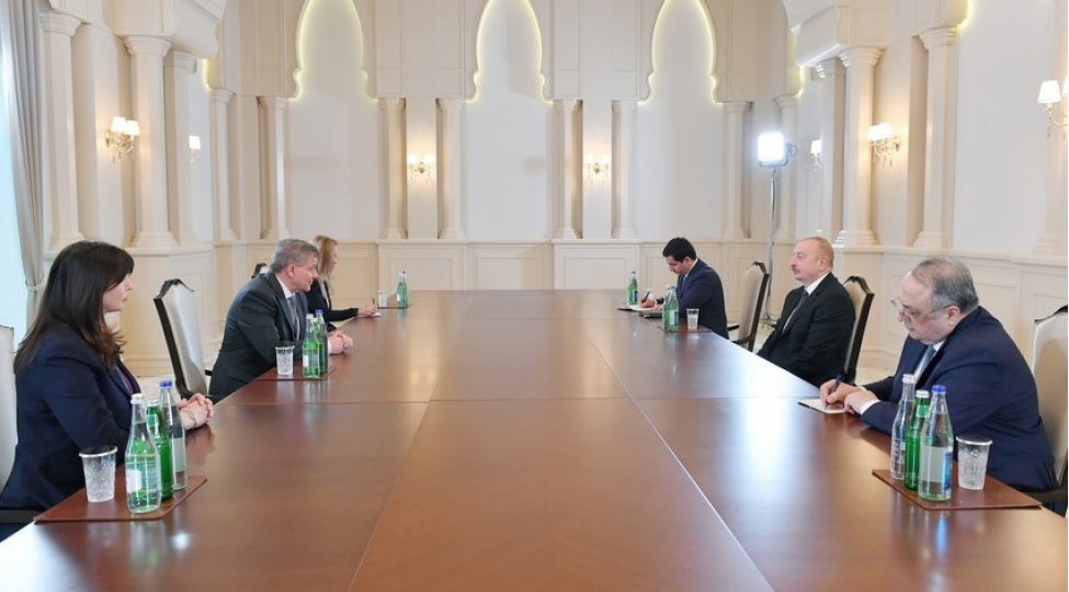 prezident-ilham-eliyev-bmt-bash-katibinin-siyaset-uzre-muavinini-qebul-edib-2