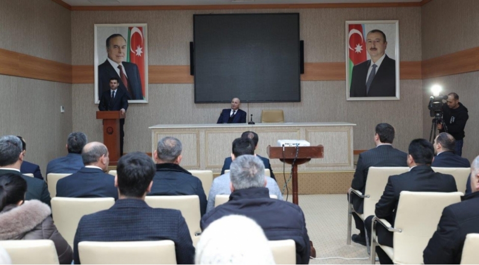 ucarda-sahibkarlarla-gorush-kechirilib-kob-dostu-ofisi-fealiyyete-bashlayib