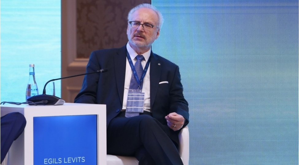 baki-cop29-uchun-duzgun-sechilmish-bir-mekandir-latviyanin-sabiq-prezidenti