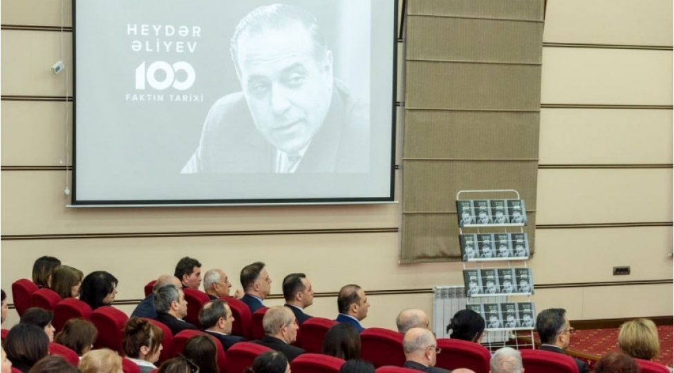 heyder-eliyev-100-faktin-tarixi-kitabinin-teqdimat-merasimi-kechirilib