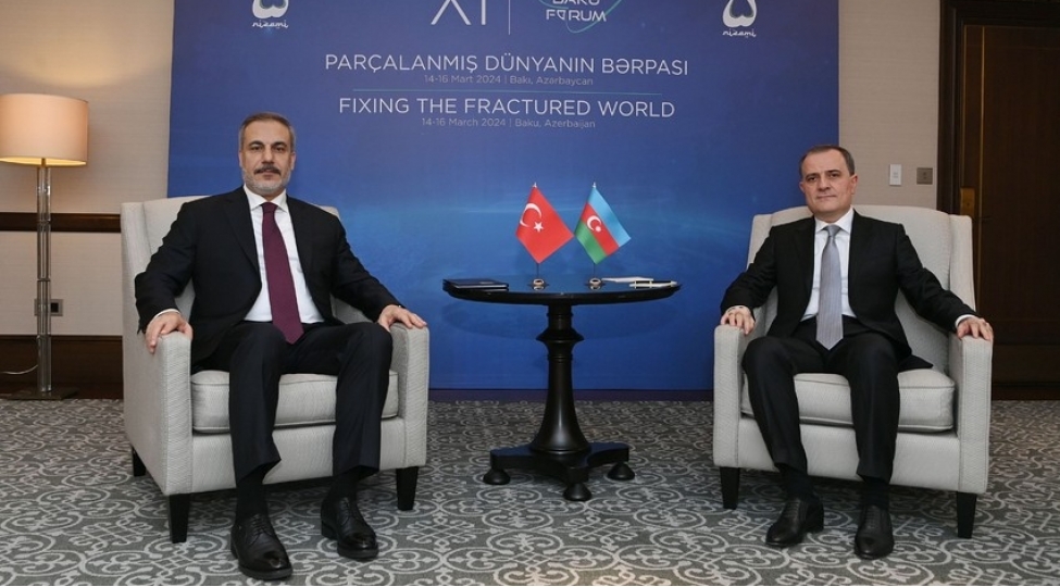 ceyhun-bayramov-ve-hakan-fidan-azerbaycan-ermenistan-sulh-prosesini-muzakire-edib-foto
