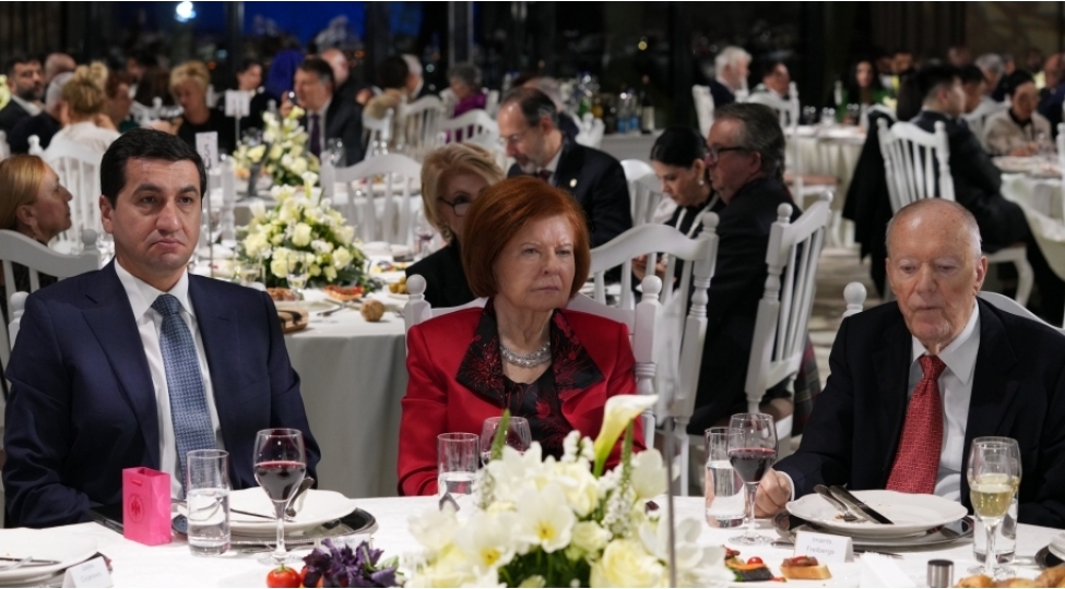 nizami-gencevi-beynelxalq-mukafatinin-teqdimetme-merasimi-kechirilib-foto