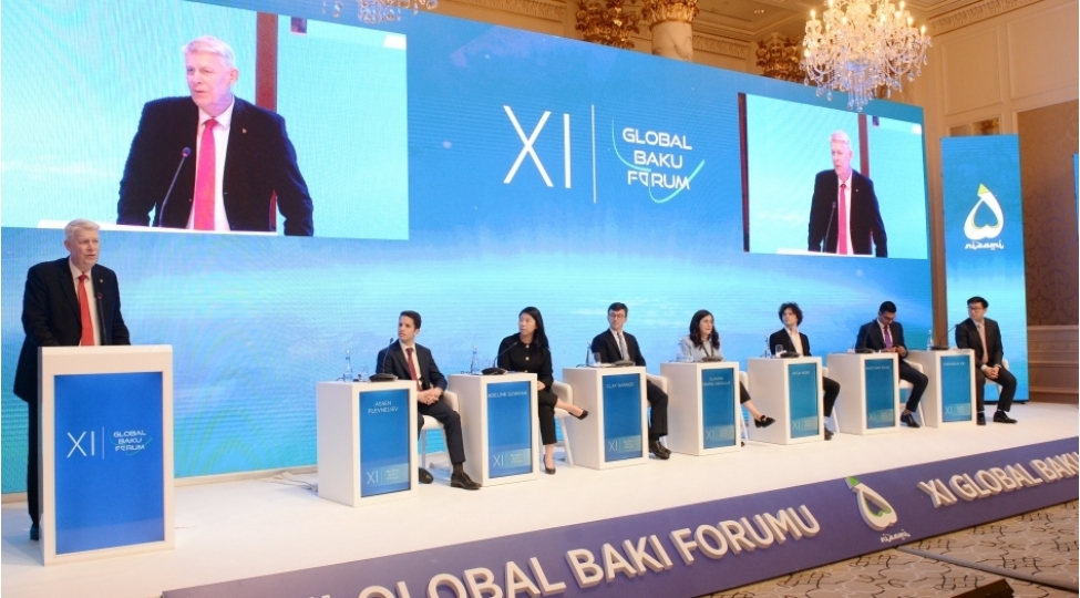 parchalanmish-dunyanin-berpasi-movzusunda-xi-qlobal-baki-forumu-basha-chatib