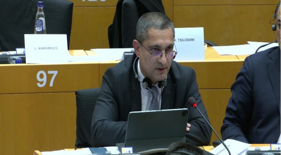 avronest-pa-oz-meqsedlerinden-kenara-chixir-soltan-memmedov