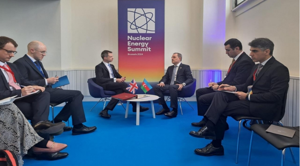 ceyhun-bayramov-britaniyali-nazirle-gorushub-cop29-a-dair-muzakire-aparilib
