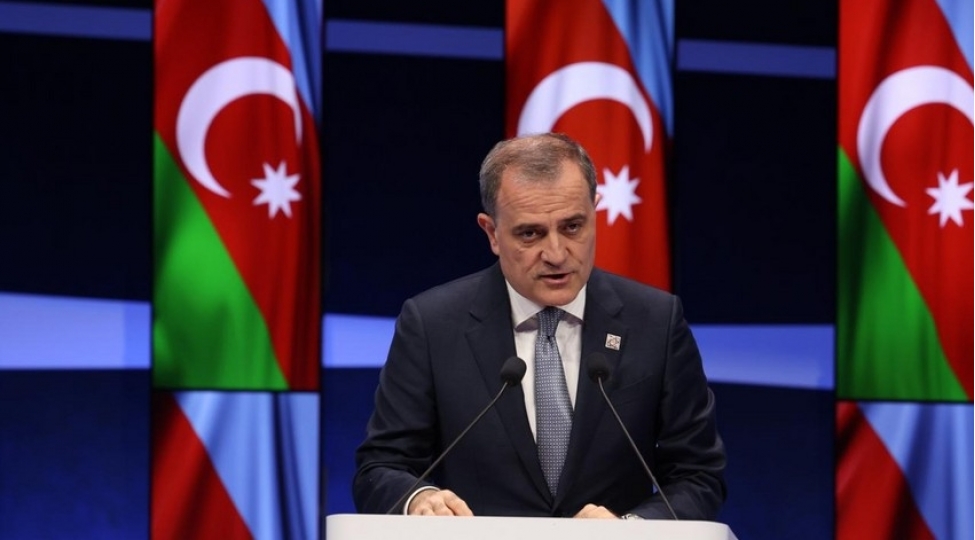 ceyhun-bayramov-nuve-enerji-sammitinde-chixish-edib-foto