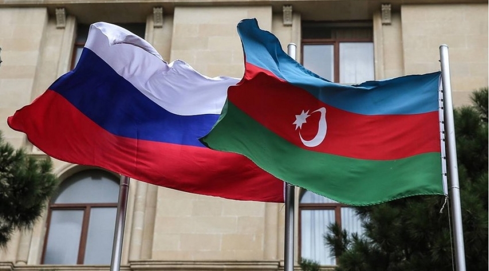 elnur-memmedov-mixail-qaluzin-ile-gorushub