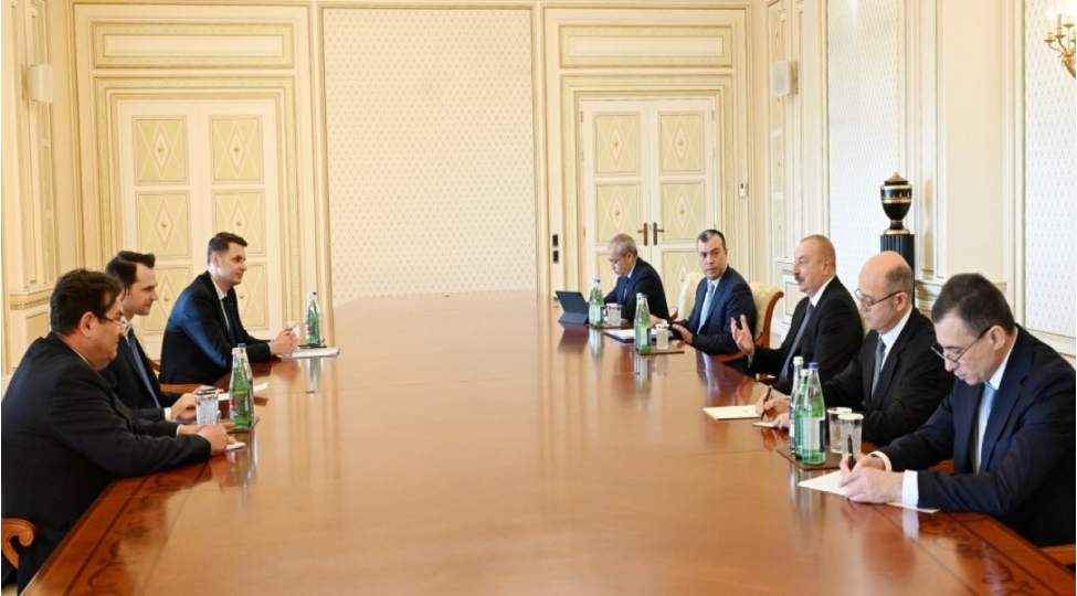 prezident-ilham-eliyev-ruminiyanin-energetika-nazirini-qebul-edib