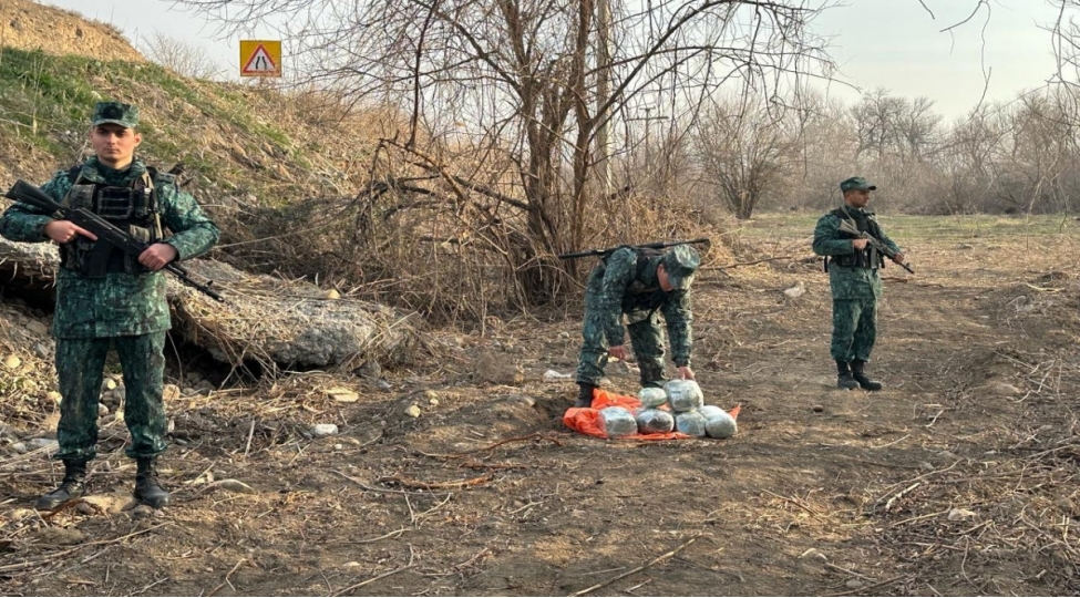 oten-ay-serhedde-1-milyon-manatliq-qachaqmal-ashkarlanib-foto