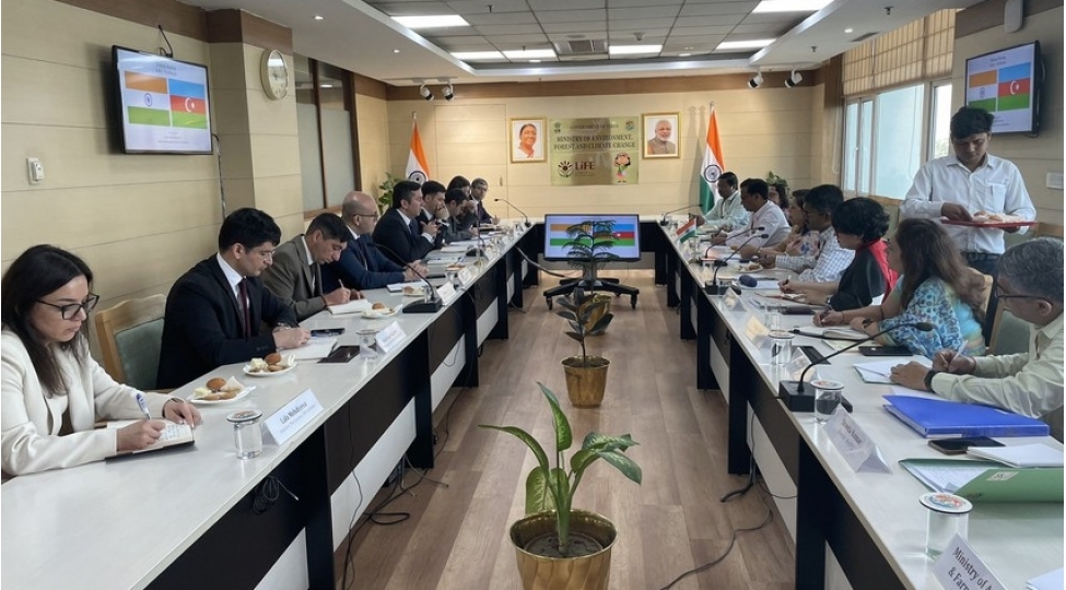 yalchinrefiyev-hindistan-resmisi-ile-cop29-u-muzakire-edib