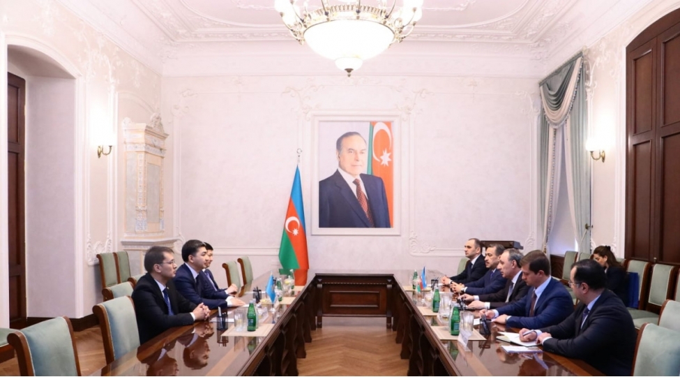 qazaxistanin-bash-prokurorunun-muavini-azerbaycana-gelib-foto