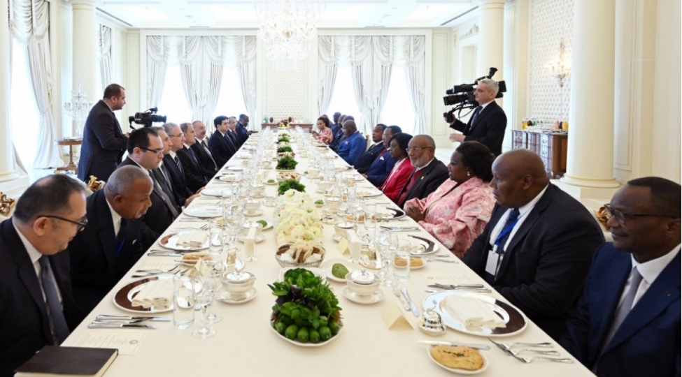 azerbaycan-prezidentinin-adindan-konqo-prezidentinin-sherefine-resmi-nahar-verilib