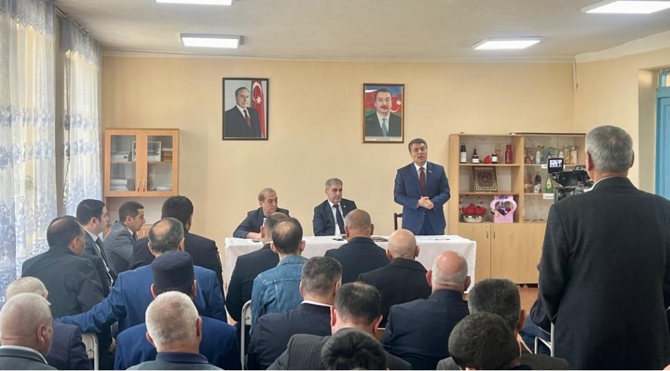 mezahir-efendiyev-goychayda-novbeti-vetendash-qebulu-kechirib-foto