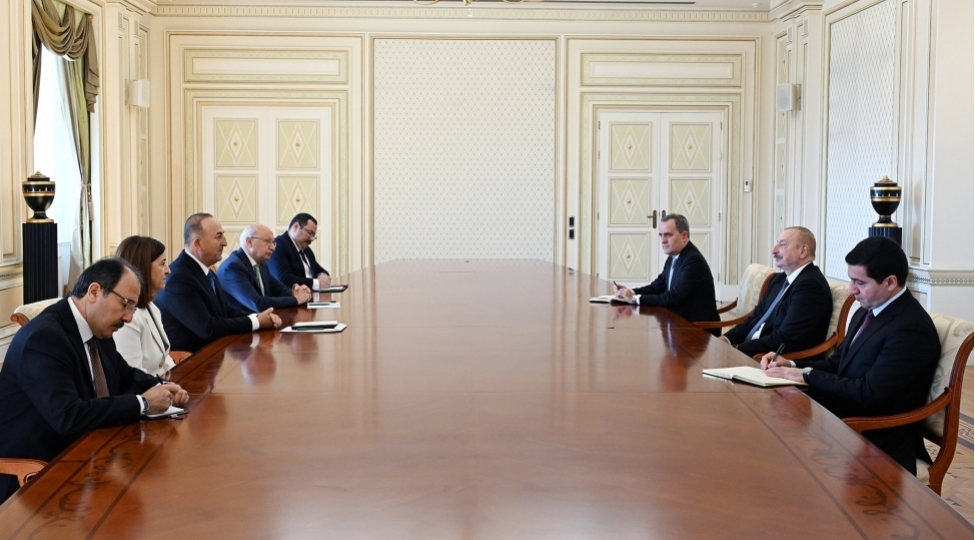 prezident-ilham-eliyev-turkiye-boyuk-millet-meclisinin-millet-vekili-movlud-chavushoglunu-qebul-edib-yenilenib